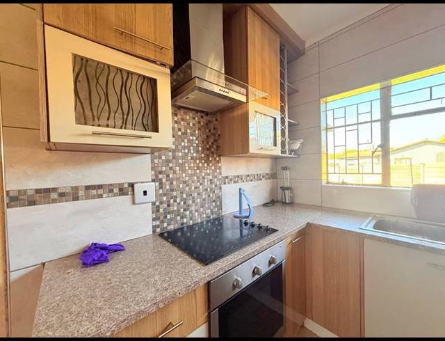 3 BEDROOM HOUSE FOR SALE IN VANDERBIJLPARK CW 4